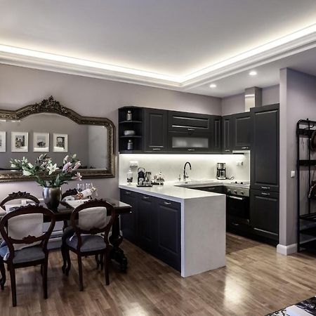 Opus 5 Luxury Apartment In Liston Corfu Corfu  Exterior photo
